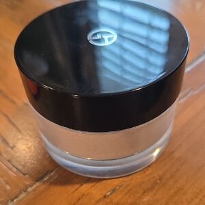 Giorgio Armani Micro-fil Loose Powder In UNIVERSAL NUDE
